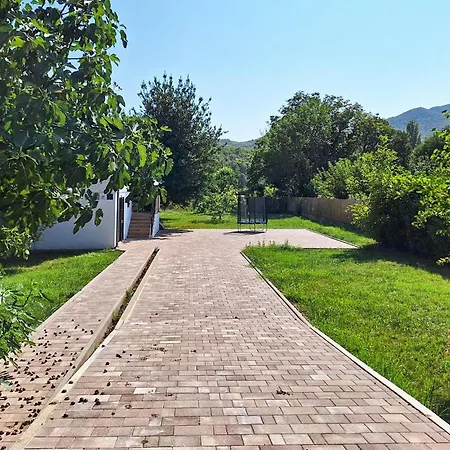 3 Bedroom Lovely In