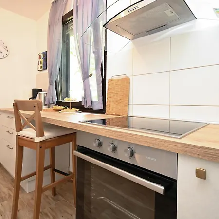 3 Bedroom Lovely In *